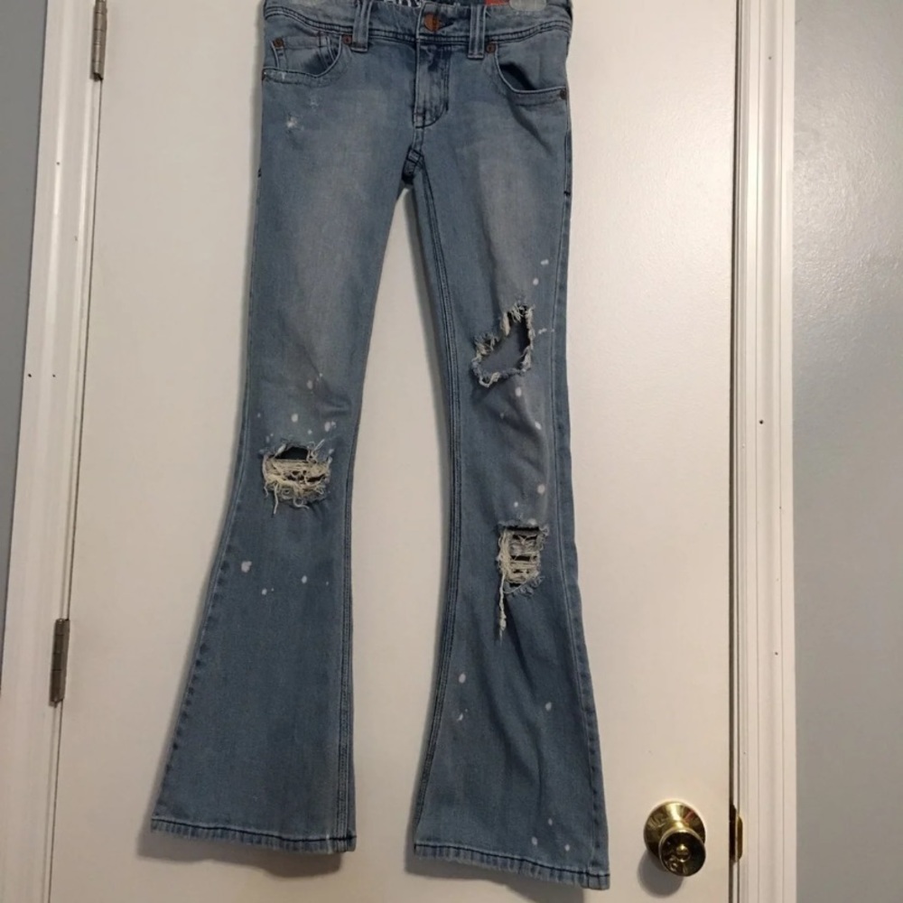 Roxy Flares